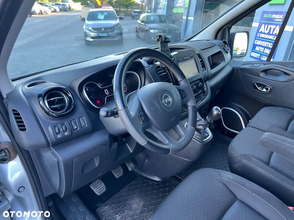 Opel Vivaro - 14