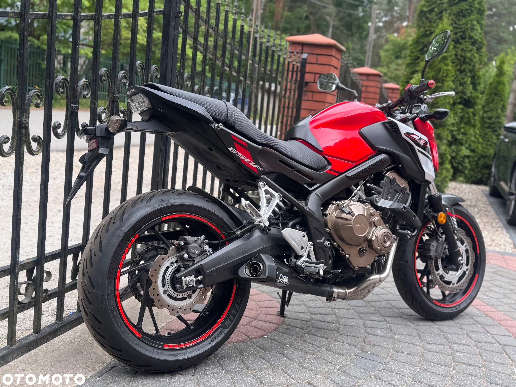 Honda CB - 4