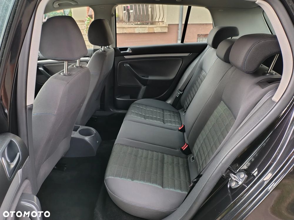 Volkswagen Golf 1.6 Trendline - 11