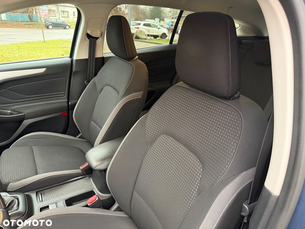 Ford Focus SW 1.0 EcoBoost S&S TITANIUM - 23