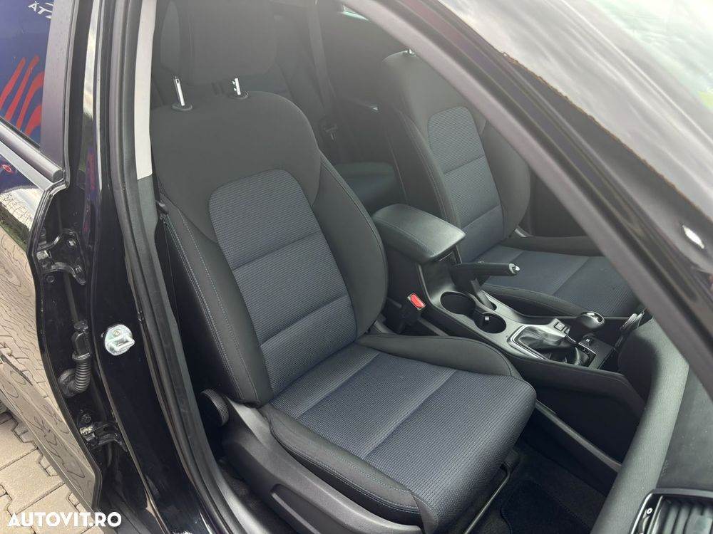 Hyundai Tucson blue 1.7 CRDi 2WD DCT Trend - 27