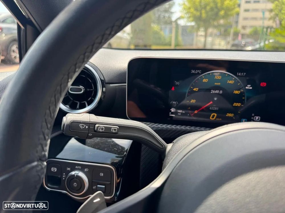 Mercedes-Benz A 180 d Style Aut. - 31