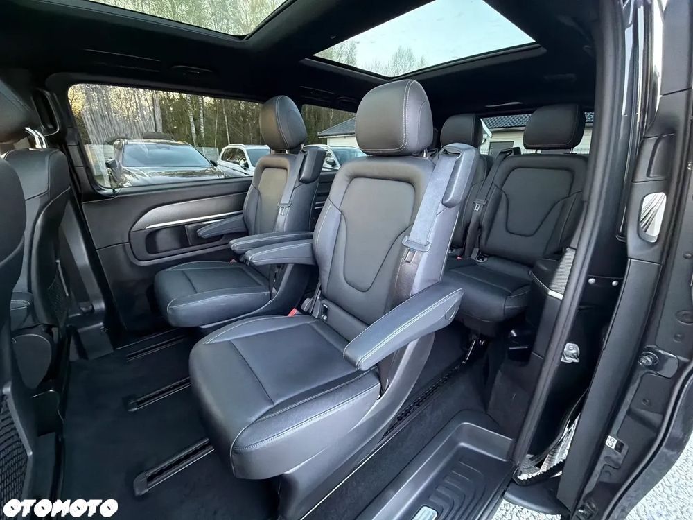Mercedes-Benz Klasa V 300 d lang 9G-TRONIC Avantgarde - 29