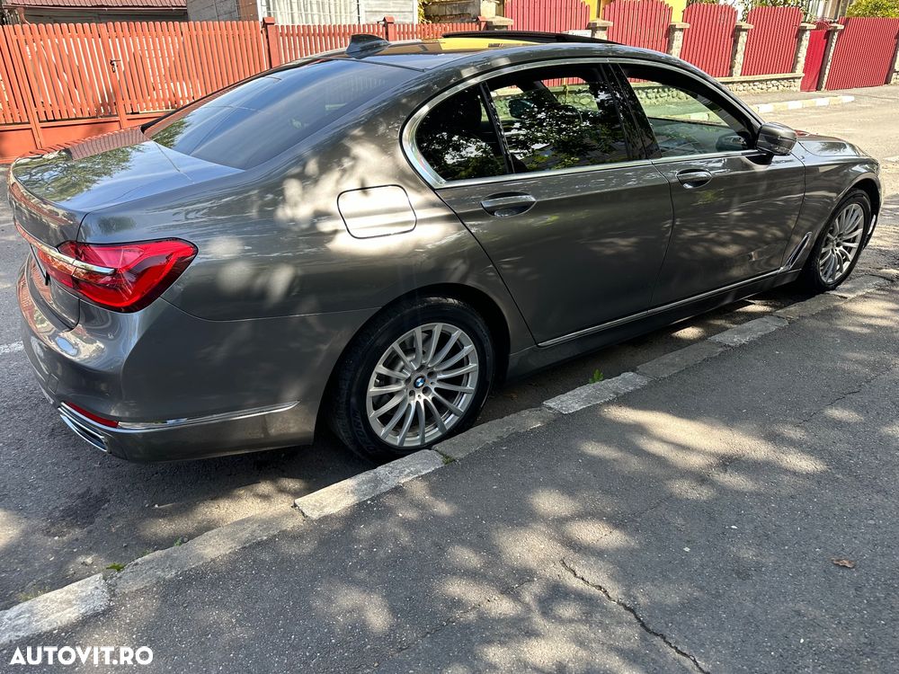 BMW Seria 7 730d - 10