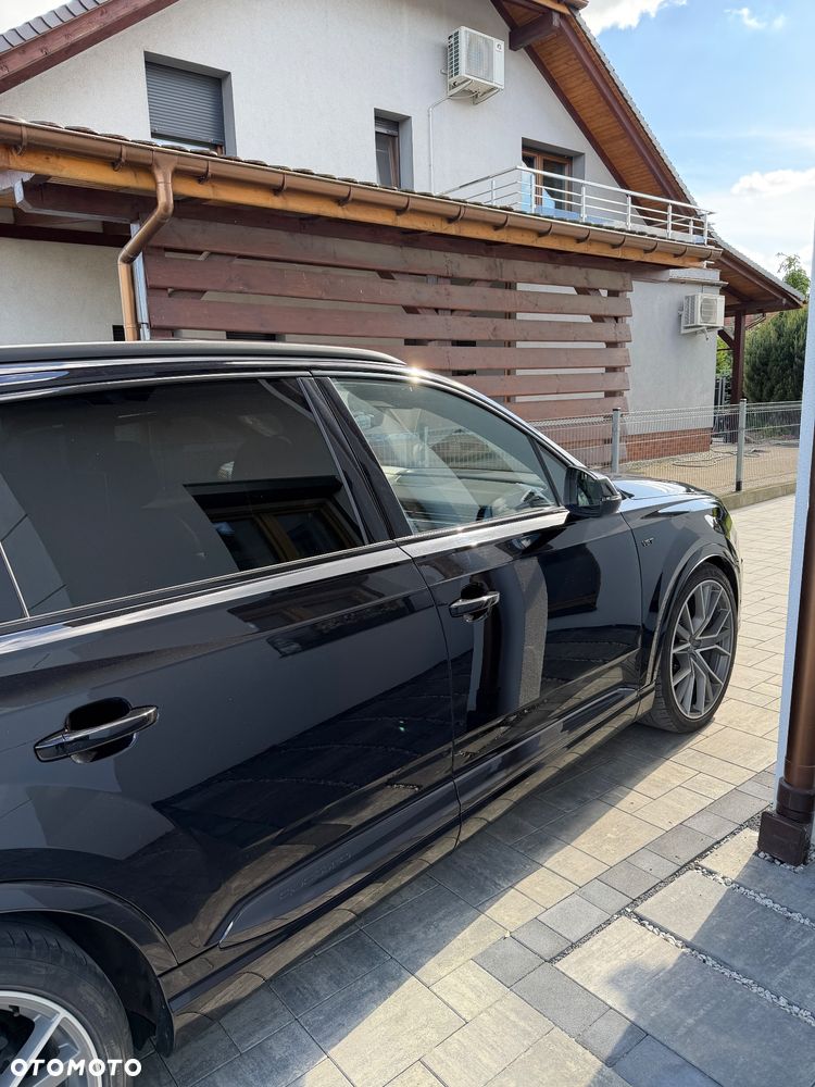 Audi SQ7 - 2