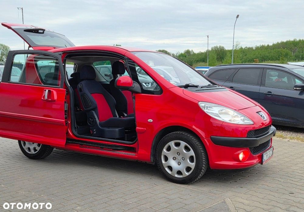 Peugeot 1007 - 17