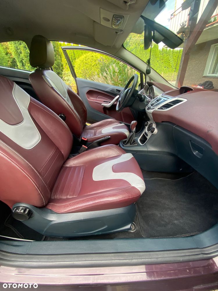 Ford Fiesta - 13