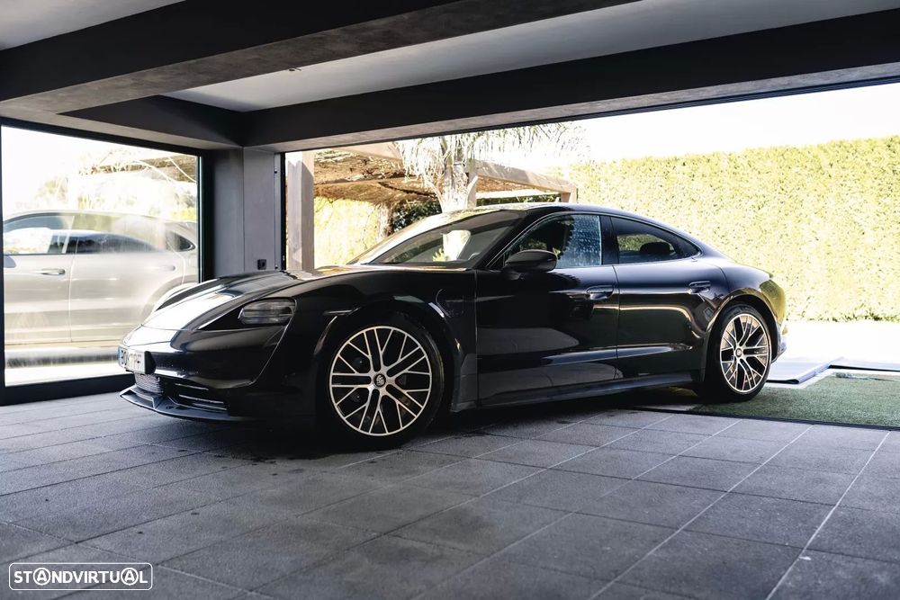 Porsche Taycan Standard - 2