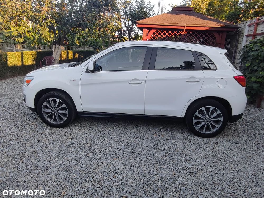 Mitsubishi ASX - 8