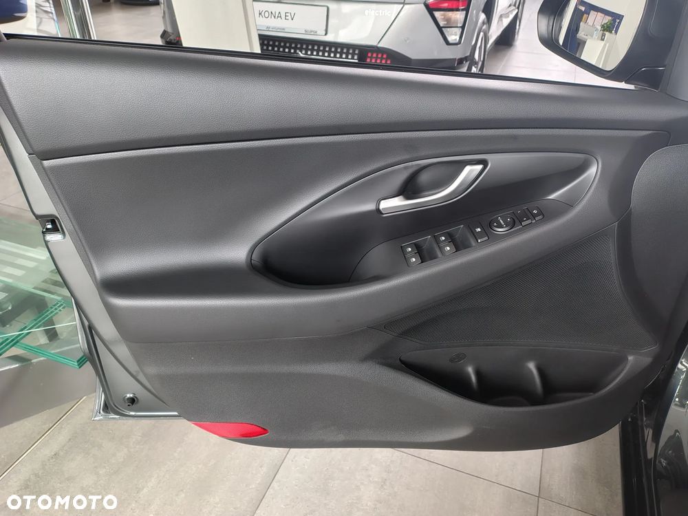 Hyundai i30 1.5 T-GDI 48V Modern DCT - 15