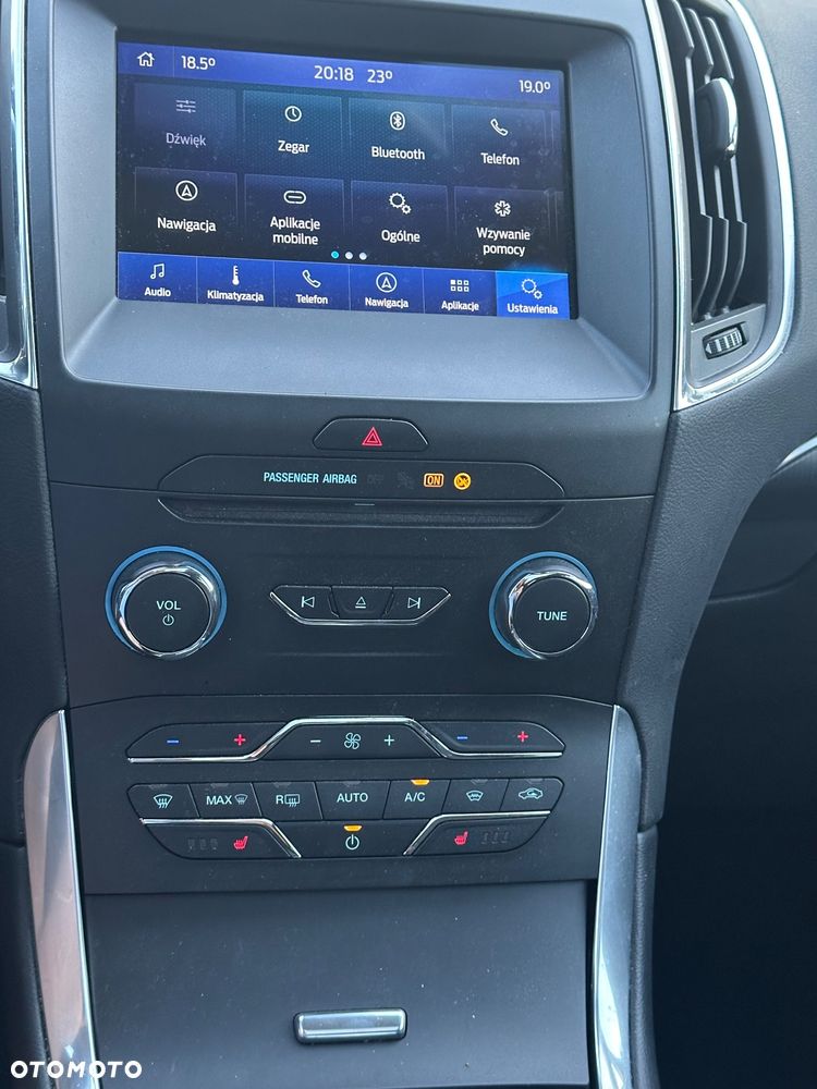 Ford S-Max 2.0 EcoBlue Titanium - 12