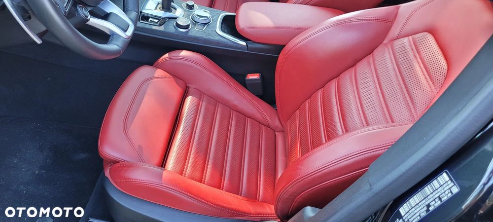 Alfa Romeo Stelvio 2.0 Turbo TI Q4 - 5