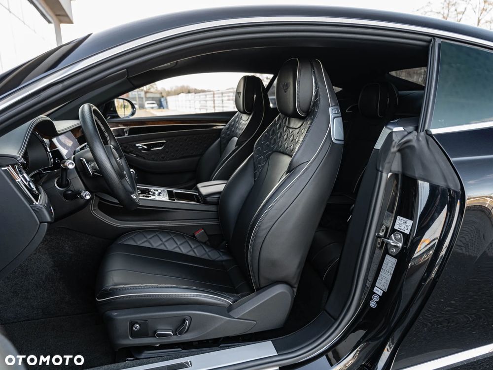 Bentley Continental GT - 24