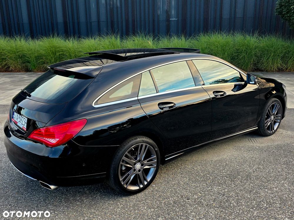 Mercedes-Benz CLA 200 Urban - 13
