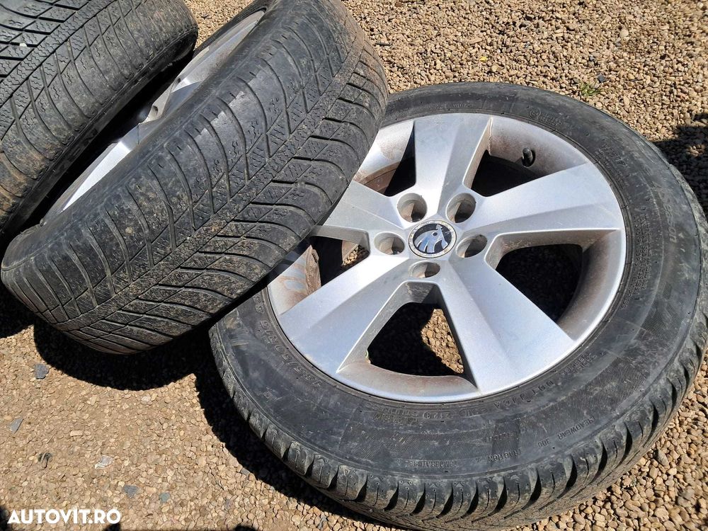 Skoda Rapid, Fabia, set roti originale pe 15 cu jante de aliaj. - 3
