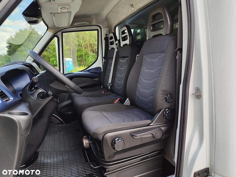 Iveco DAILY 50/35C15 BLIŹNIAK** Skrzynka+Plandeka+1x FIRANKA + PAKA dł.505cm/szer.246cm** POLSKI SALON** 210 tyś KM** DMC do 3.5T kat.B** - 20