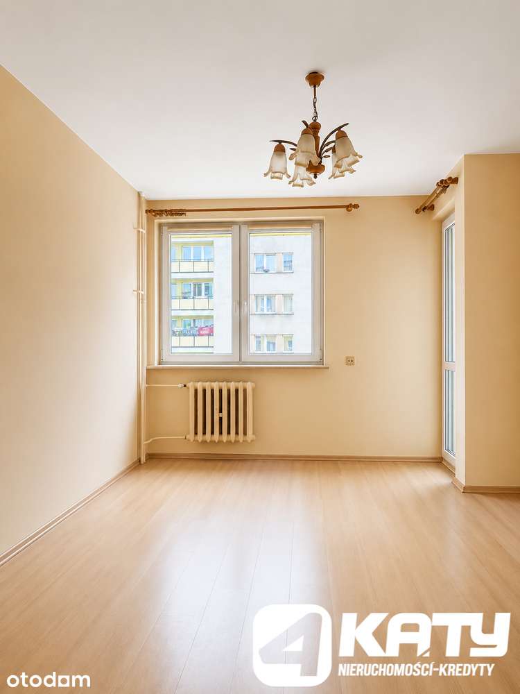 3 pokoje || osiedle Śródmieście || balkon || do remontu