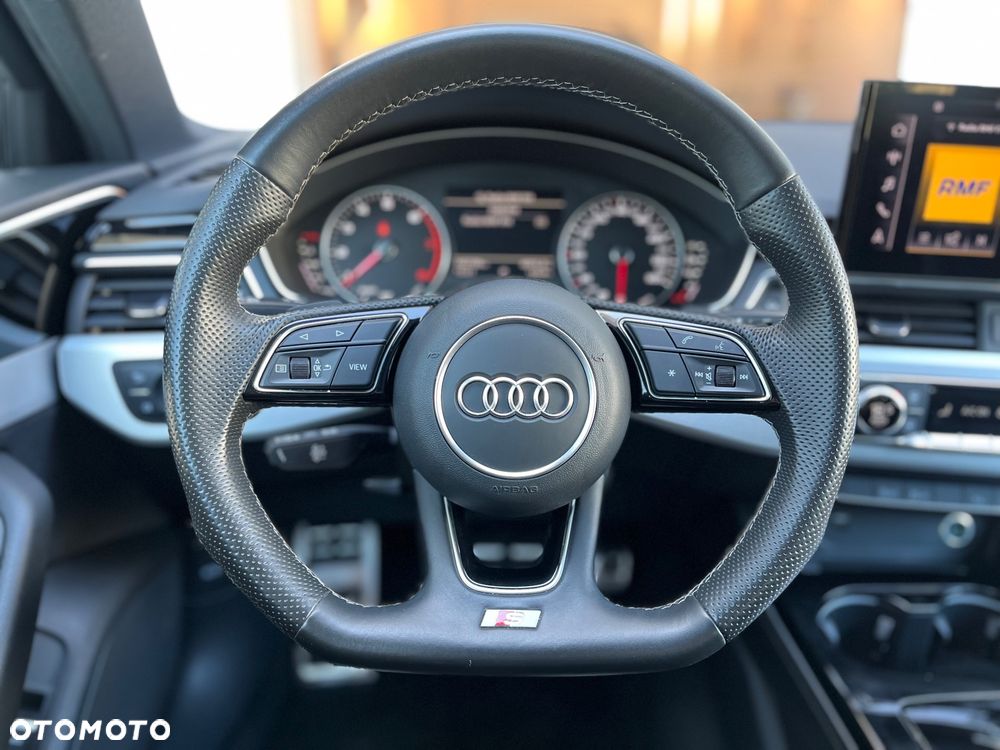 Audi A4 Limousine - 13