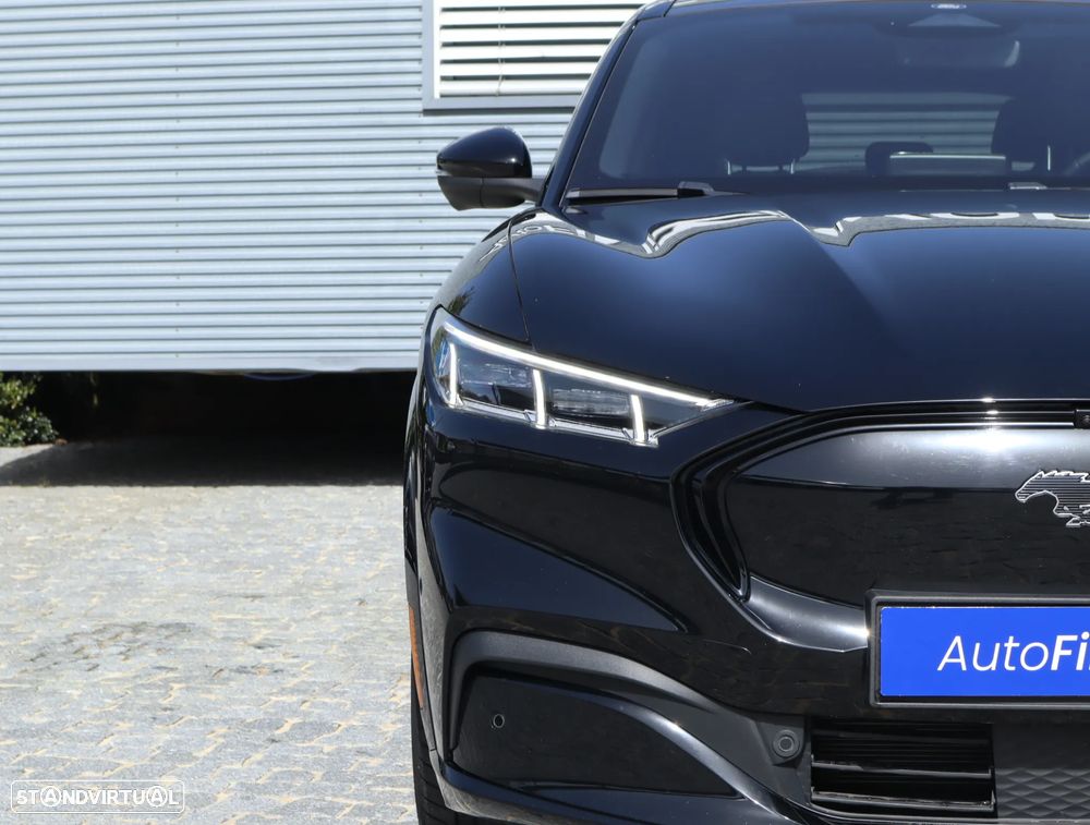 Ford Mustang Mach-E AWD PREMIUM - 10