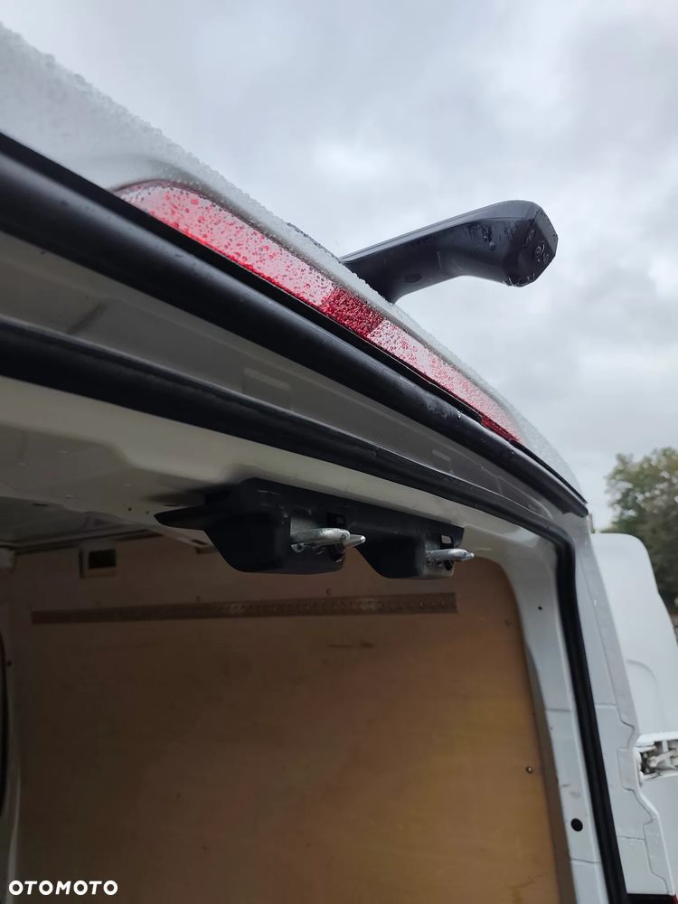 Maxus Deliver 9 - 16