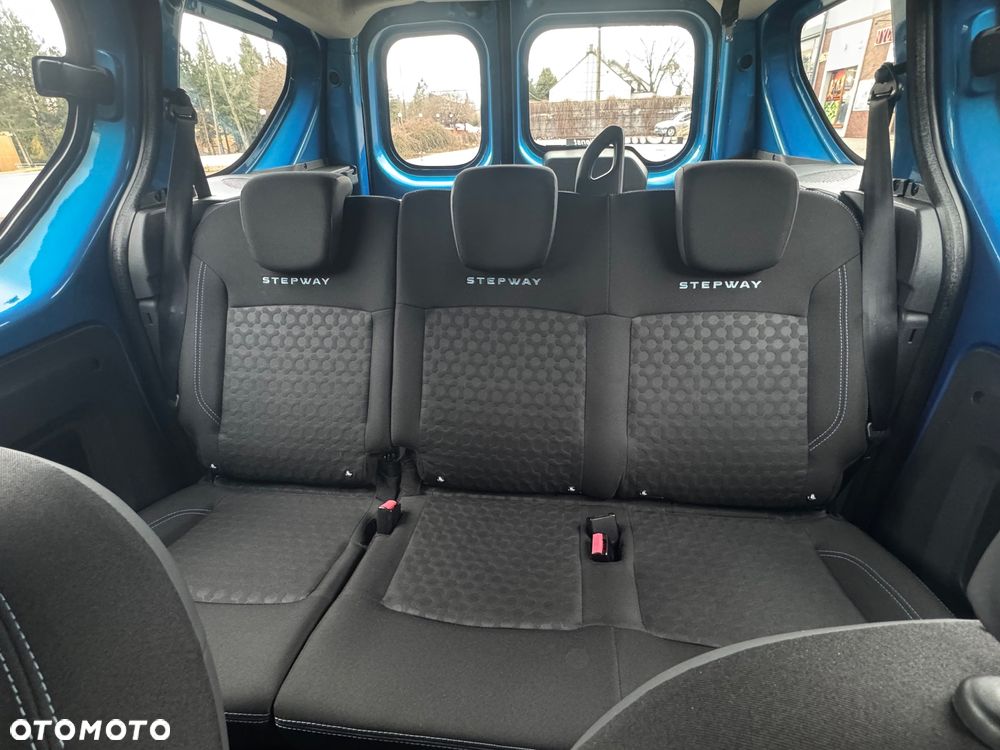 Dacia Dokker TCe 115 Stepway Celebration - 23