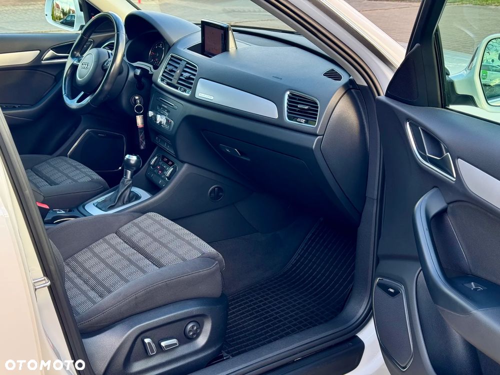 Audi Q3 2.0 TDI Quattro S tronic sport - 11