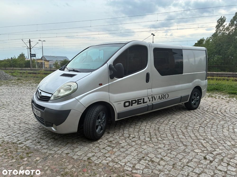 Opel Vivaro - 1