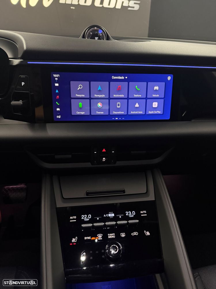 Porsche Macan Electric 4 - 9