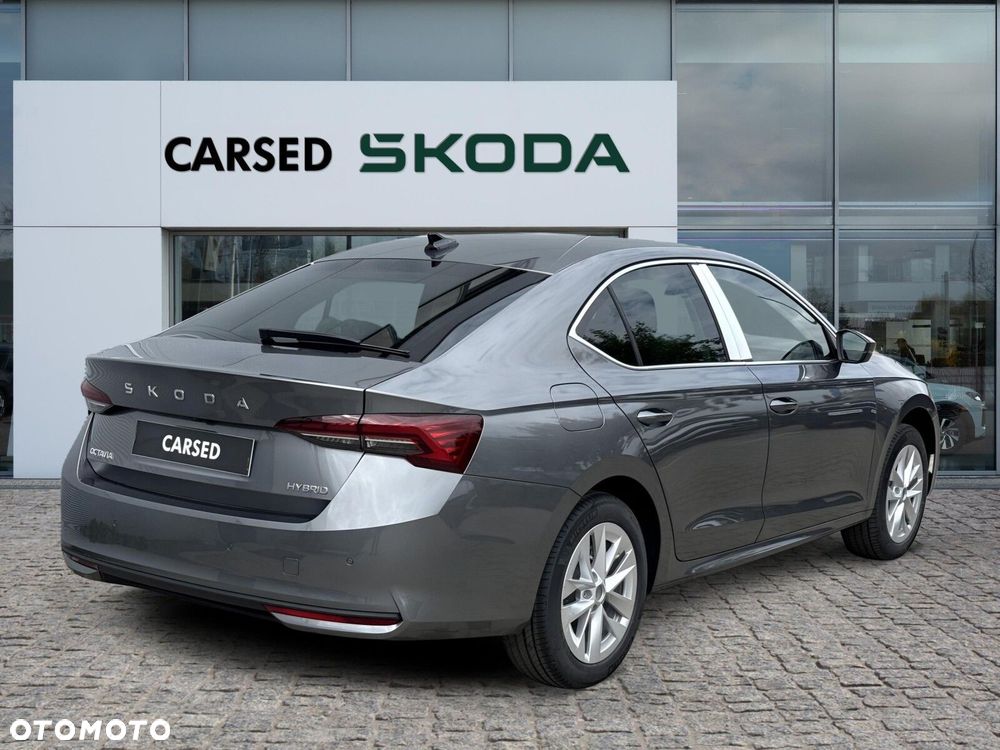 Skoda Octavia - 7