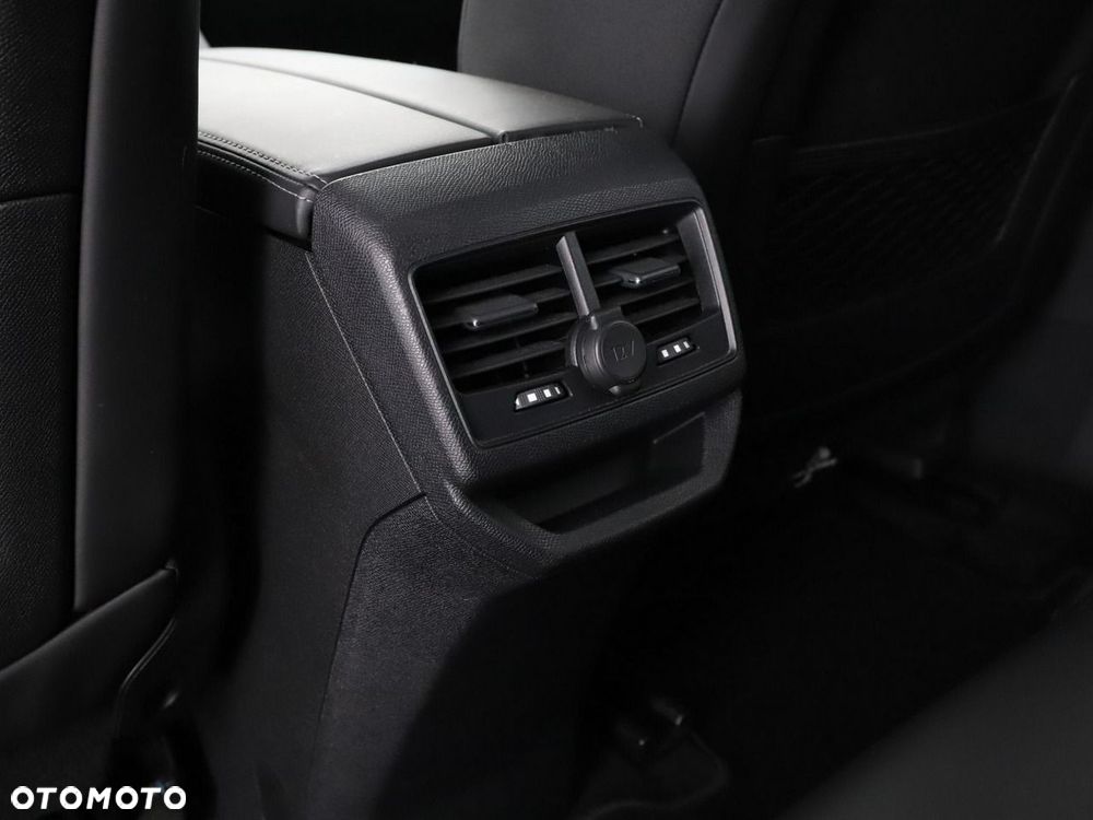 Peugeot 3008 PureTech 130 Stop & Start GPF EAT8 Allure - 41