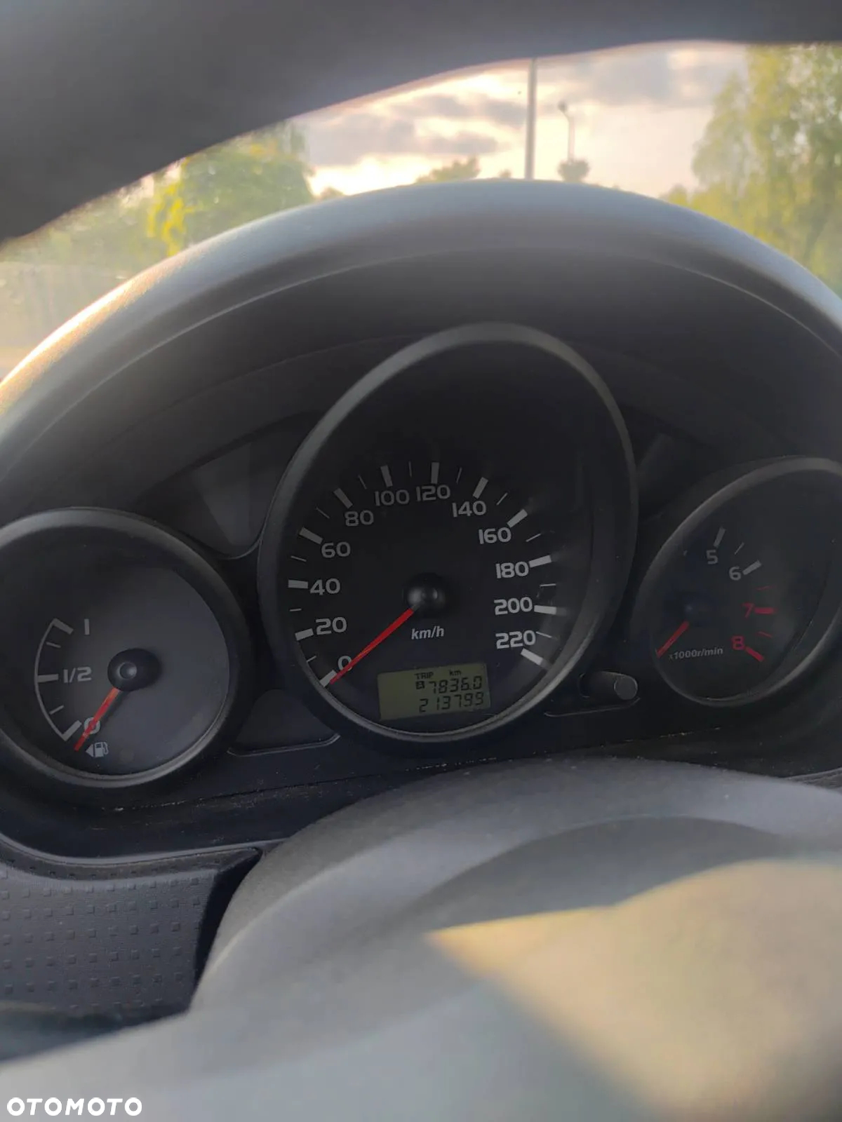 Mitsubishi Colt - 15