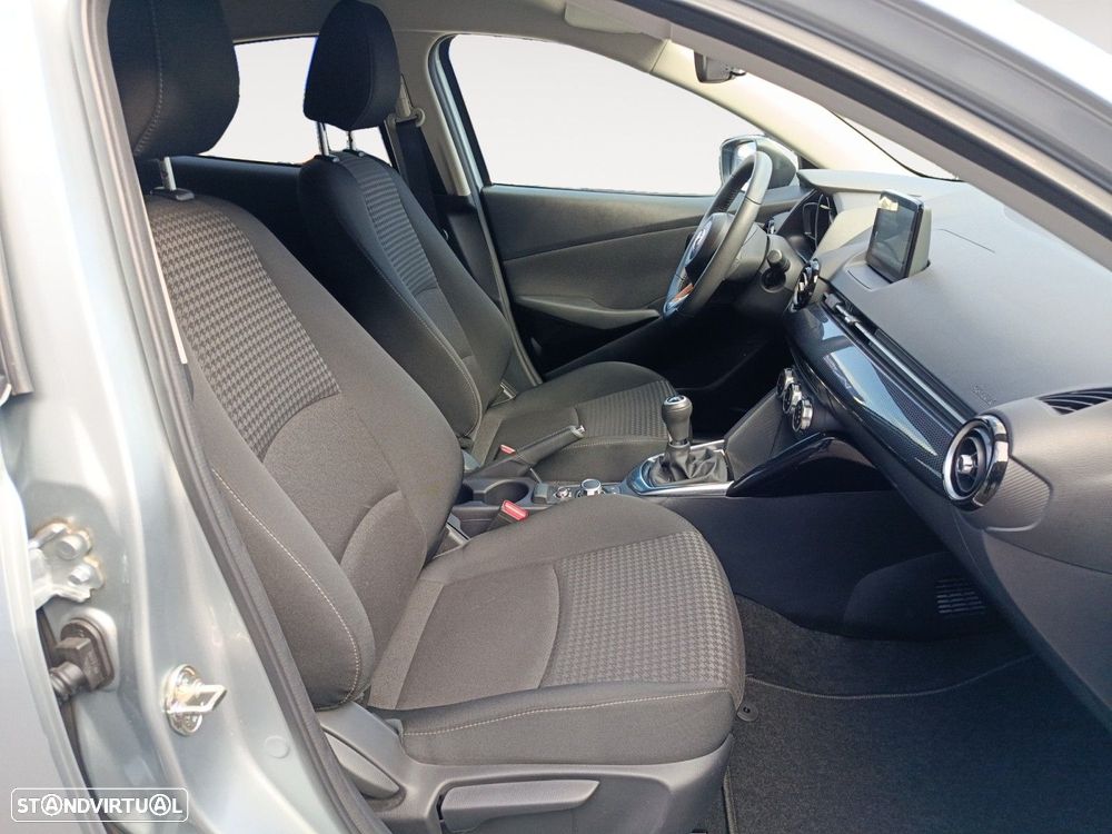 Mazda 2 1.5 Sky-G Advance Navi - 15