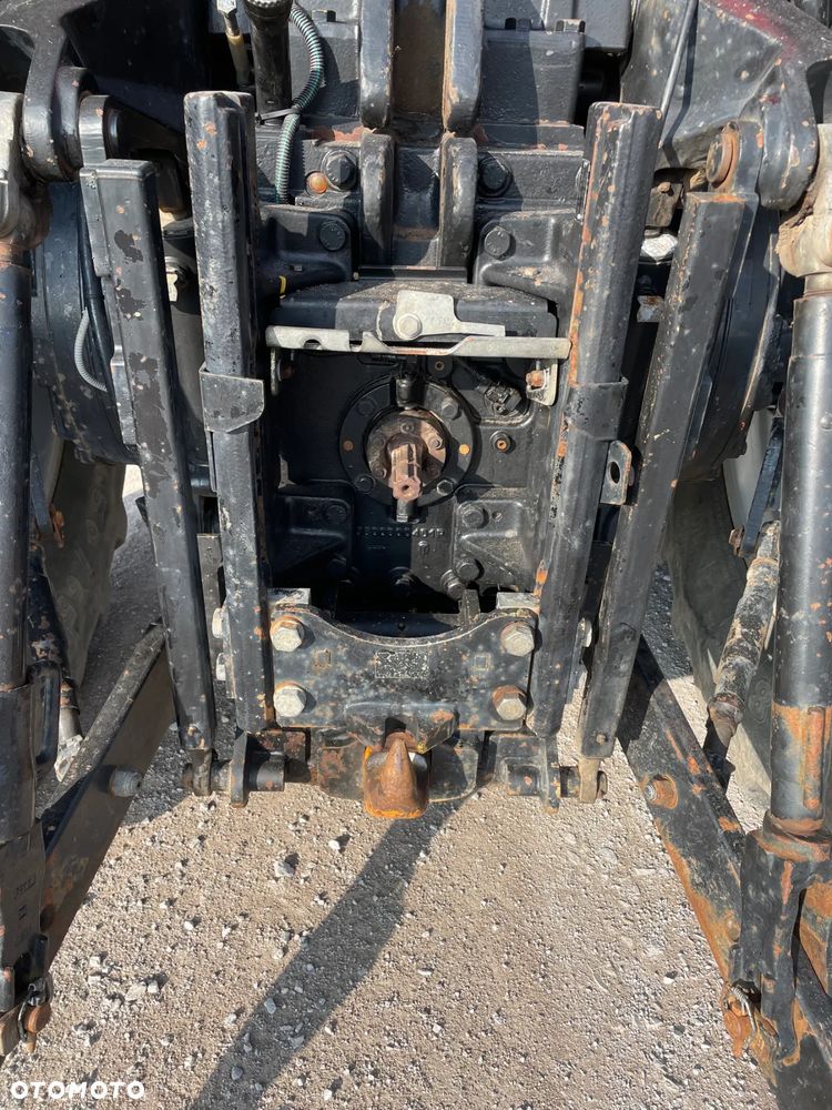 Massey Ferguson 8460 DYNA VT - 23