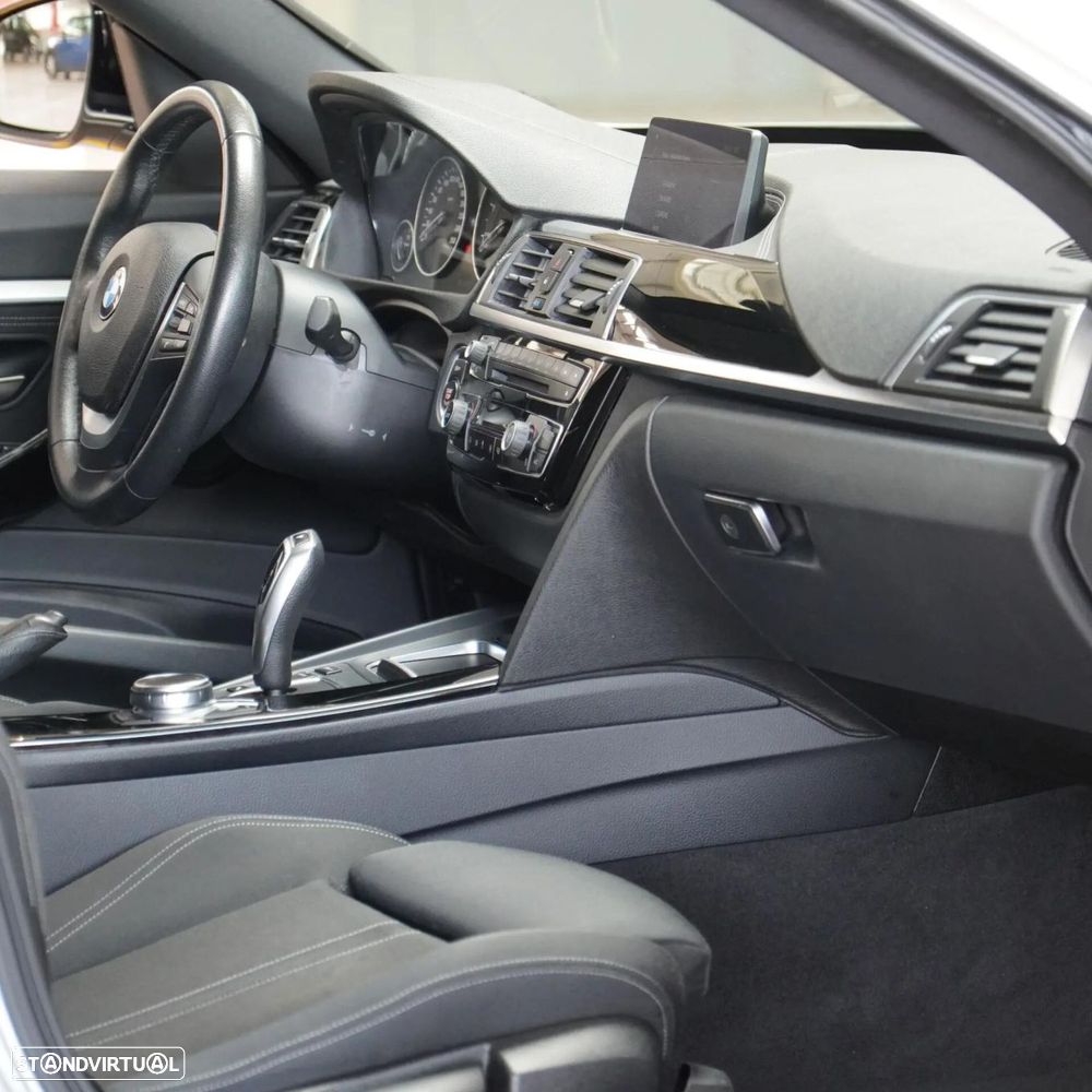 BMW 318 Gran Turismo d Line Sport Auto - 26