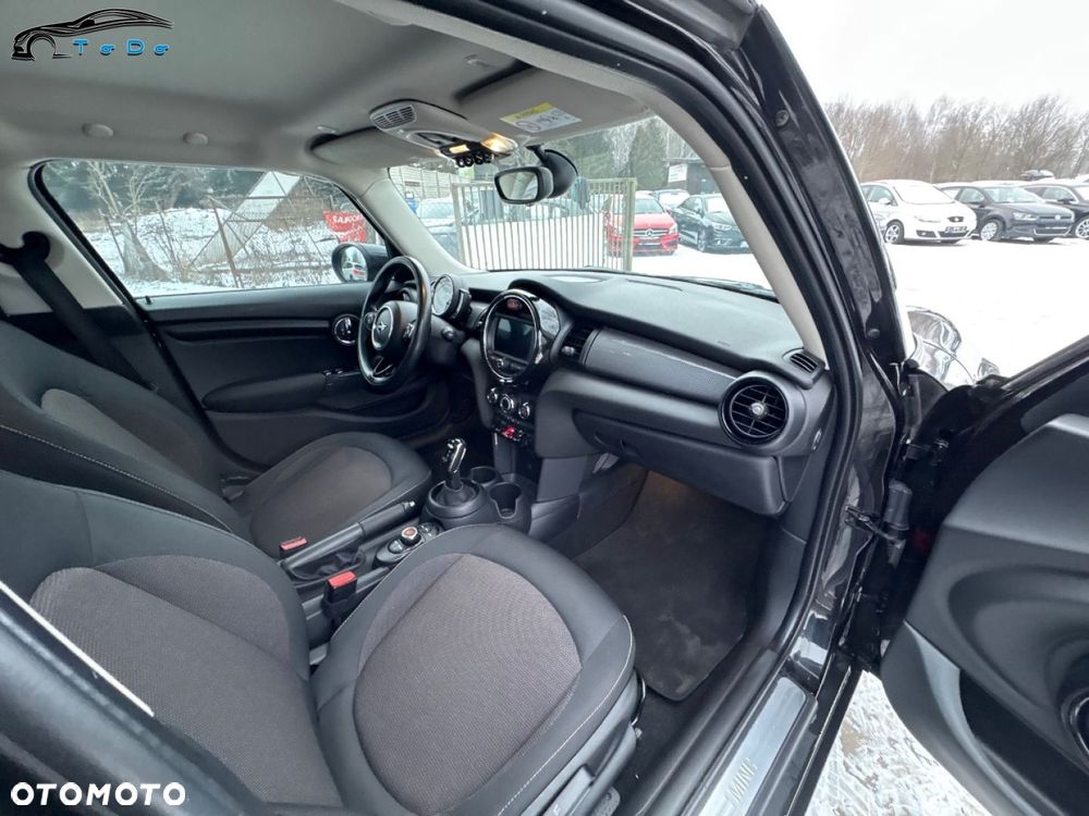 MINI Cooper Seven Chili - 34