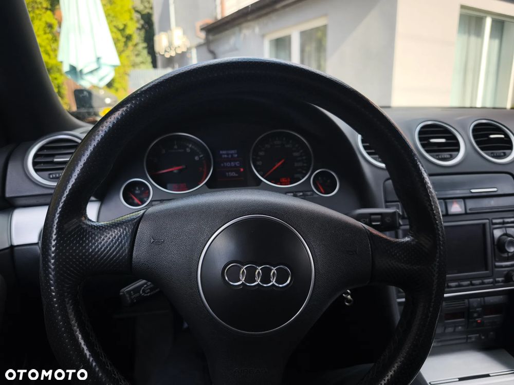 Audi A4 Cabrio 1.8T - 17