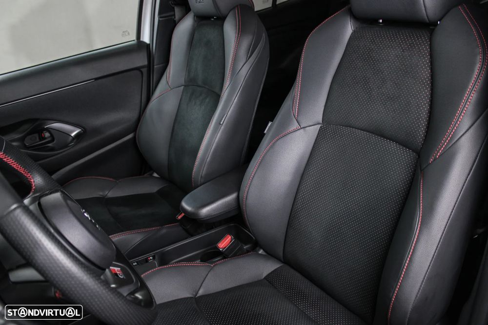 Toyota Yaris Cross 1.5 Hybrid GR Sport - 8