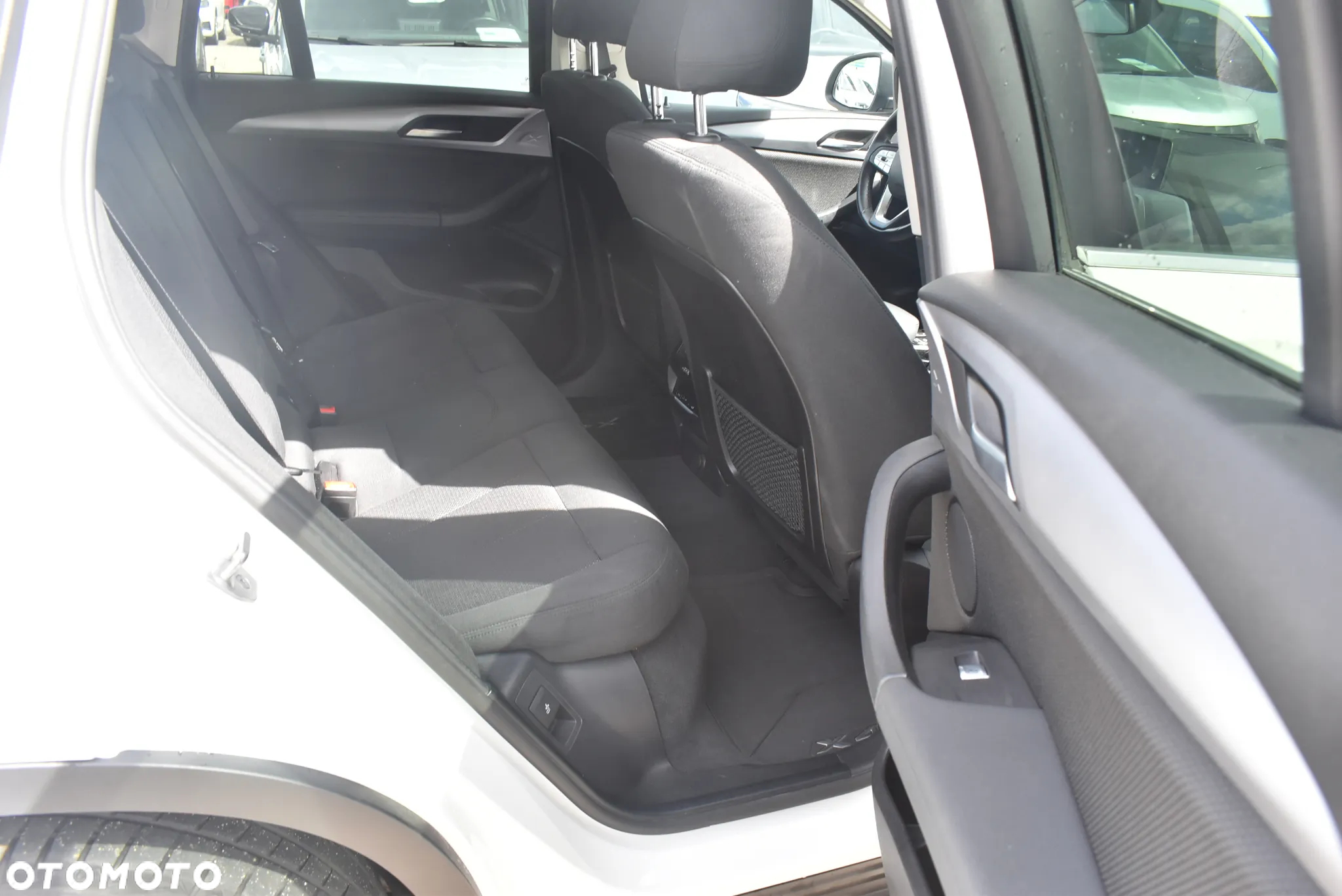 BMW X4 xDrive20i GPF Advantage sport - 16