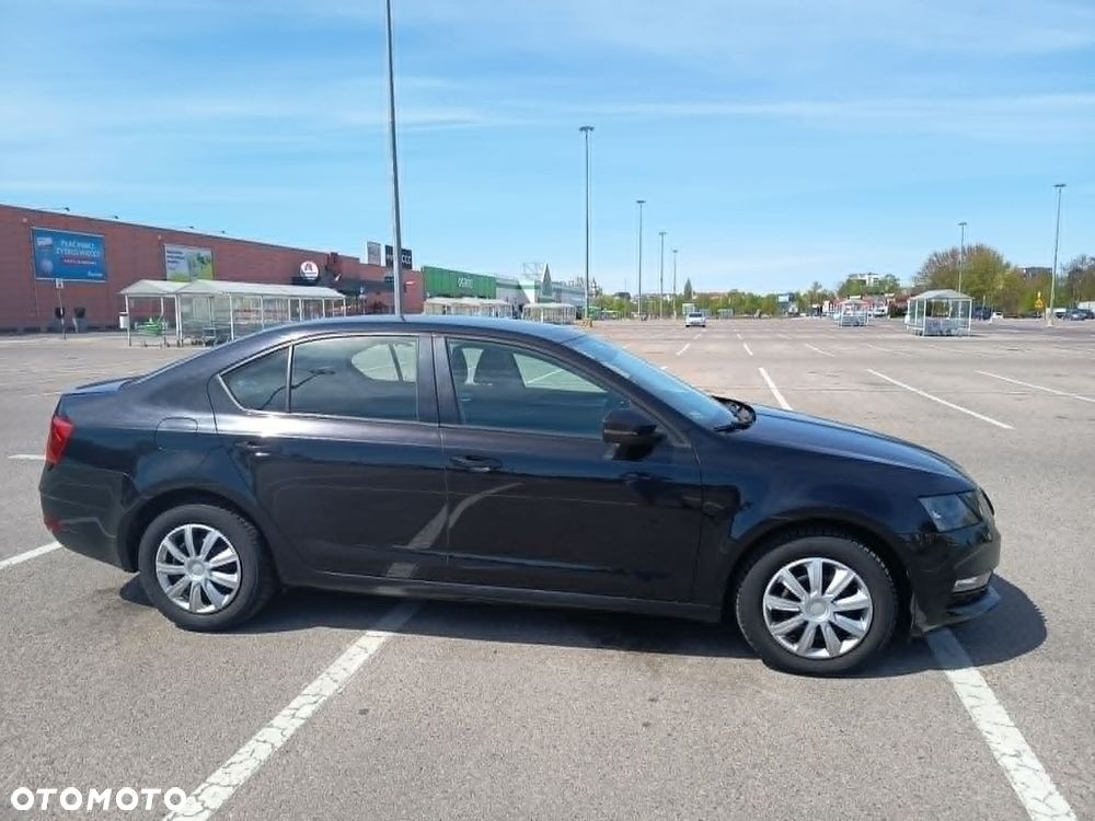 Skoda Octavia 1.6 TDI Active - 8