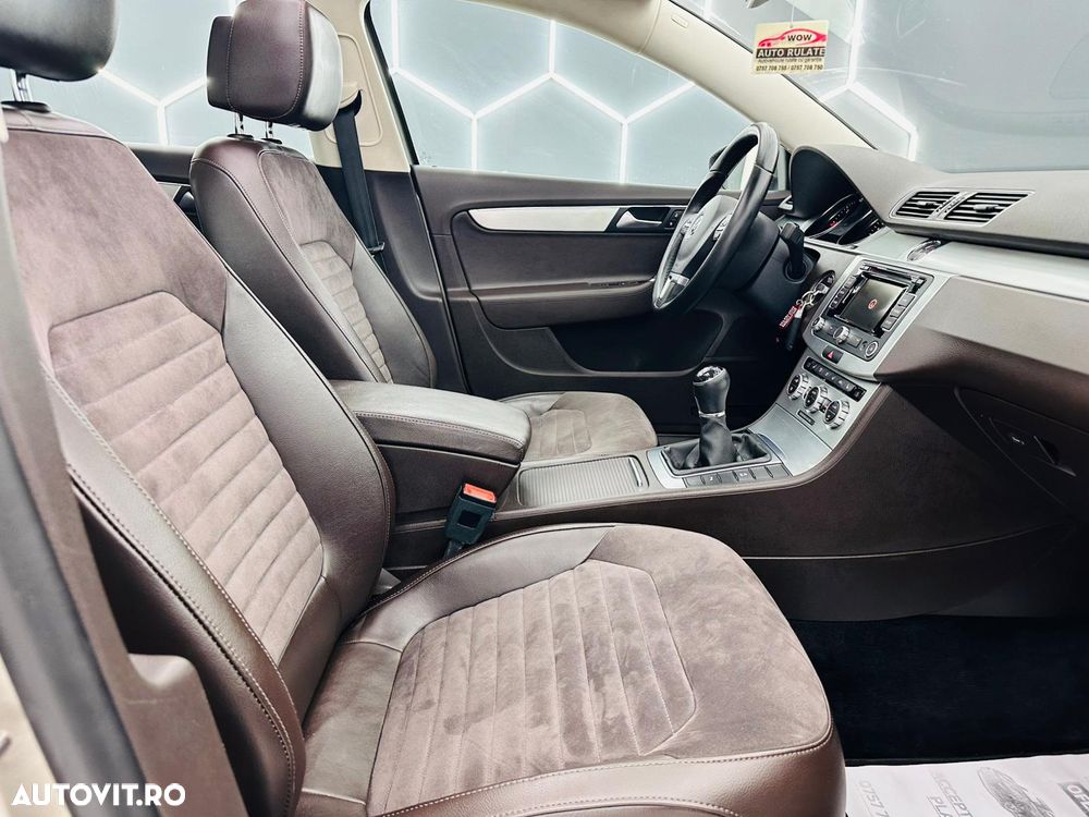 Volkswagen Passat 2.0 Blue TDI SCR Highline - 18