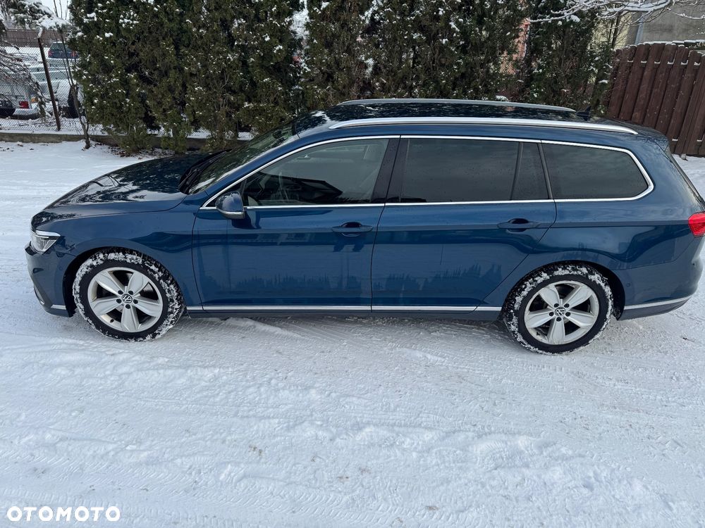Volkswagen Passat Variant 2.0 TDI EVO Elegance DSG - 17