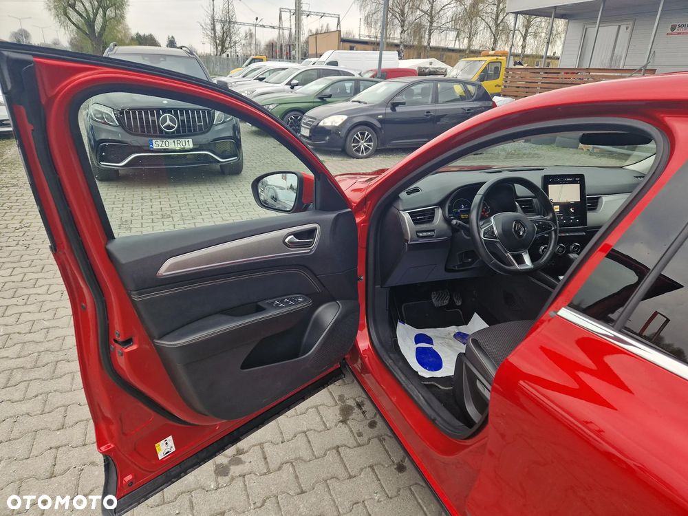 Renault Arkana 1.6 E-TECH Zen MMT - 12