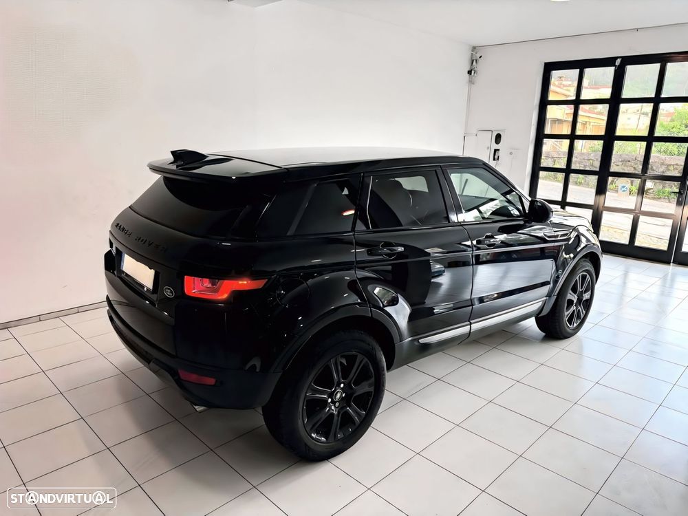 Land Rover Range Rover Evoque 2.0 TD4 SE Dynamic Auto - 4