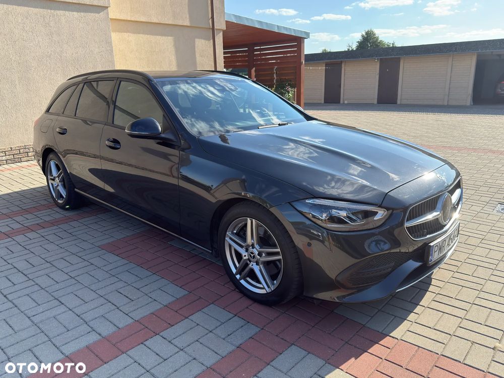 Mercedes-Benz C-Class 2023 photo 3