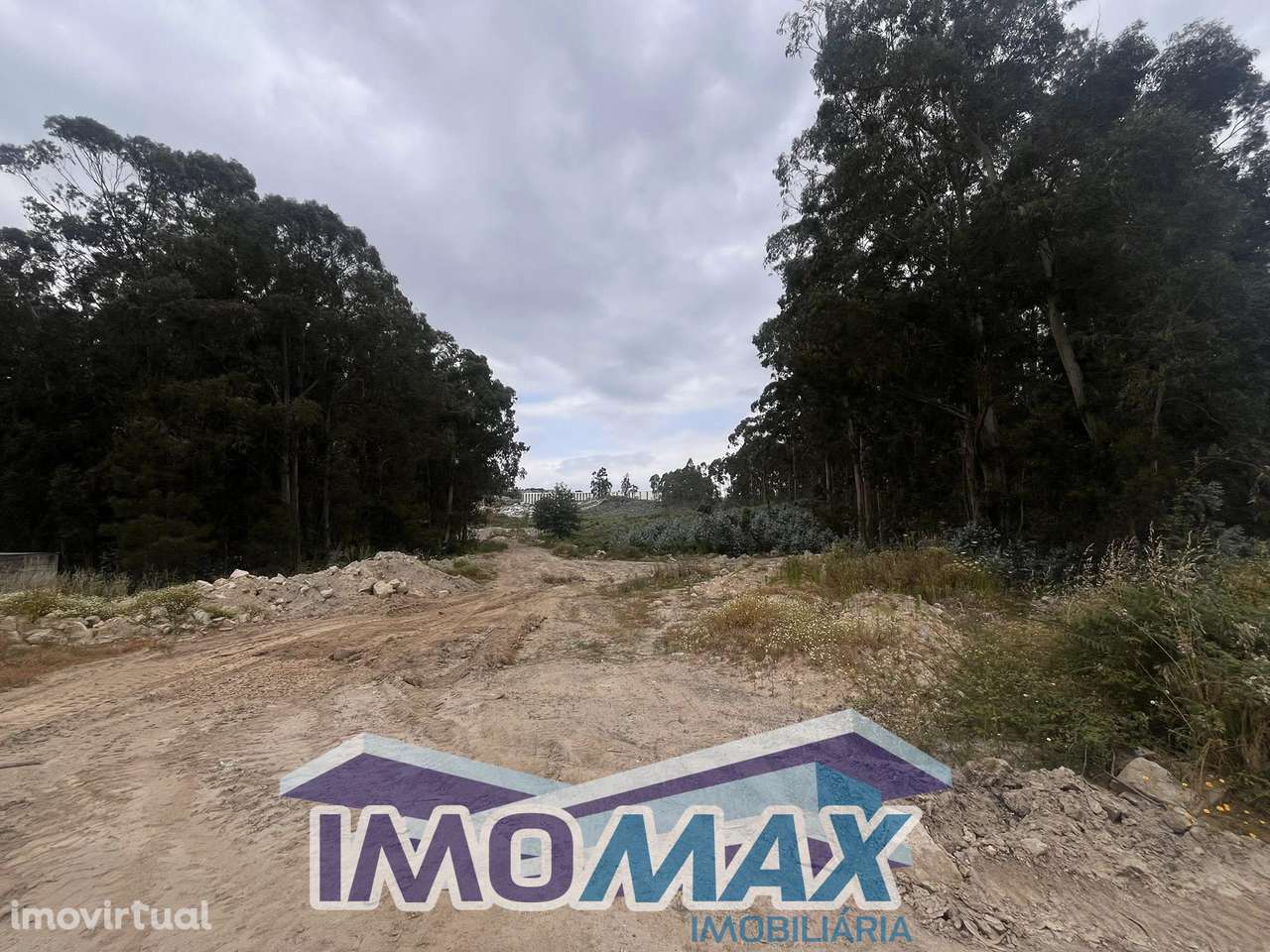 Terreno Industrial - Peroselo, Penafiel - Grande imagem: 2/5