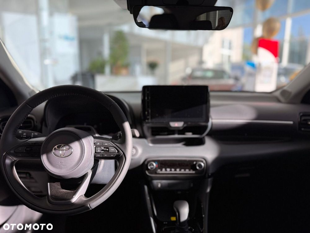 Toyota Yaris Hybrid 1.5 Style - 12