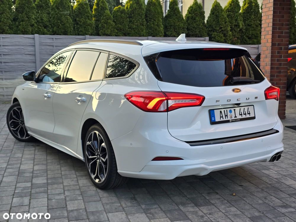 Ford Focus - 10