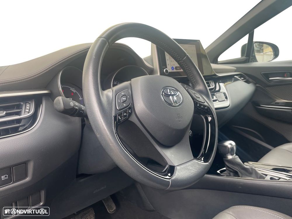 Toyota C-HR - 11