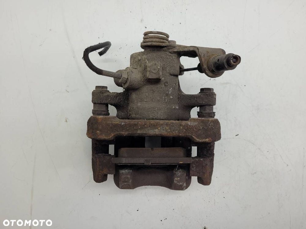 ZACISK HAMULCOWY TYŁ TYLNY PRAWY JARZMO PEUGEOT 307 1.6 HDI - 7