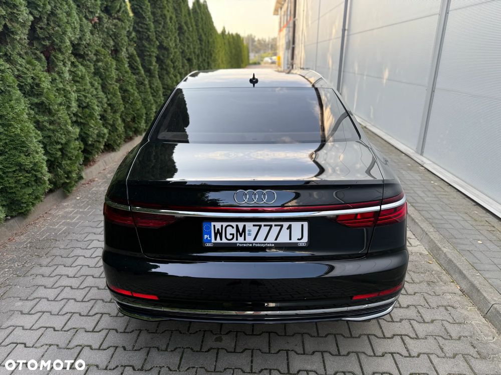 Audi A8 - 10
